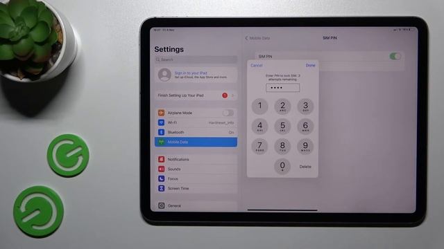 How to Enable the SIM Lock Feature on the iPad Pro 4th Gen (2022) - Set a SIM Card PIN Code смотреть онлайн