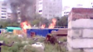 пожар в омске у метромоста