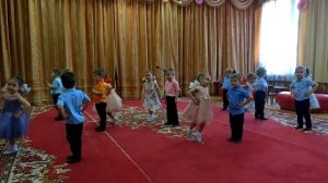 Танец малышей "мой весёлый каблучок"