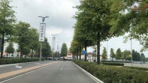 Аутлет Серрaвалле-Скривия въезд на парковку Италия,часть IOutlet Serravalle Scrivia parking entranc