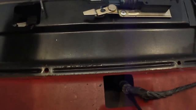 2001 Chevy Blazer lift gate repair Part 2 смотреть онлайн