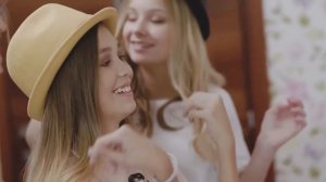 Василиса Суюнова - Я не хочу взрослеть (премьера клипа 2018)