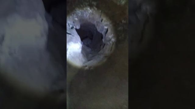 Así es una cueva por dentro 😱🕷️🕷️ sigueme para más videos