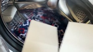 Чем же я сейчас стираю . Что то новенькое...