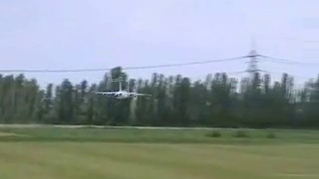 Крупнейший в мире модель RC Plane www.13b13.com смотреть онлайн