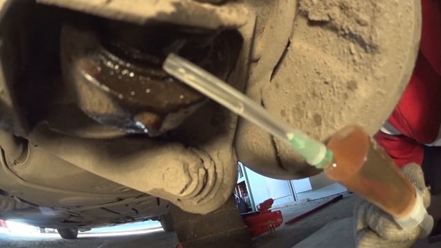 Шприцевание Сайлентблока BMW e9x;e8x;x1 смотреть онлайн