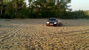 Субару Легаси 2.5 на песке