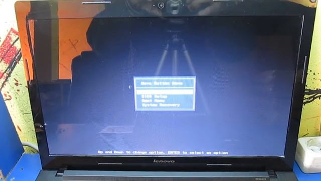 How To Enter Bios Setup and Boot Menu On Lenovo G 70 Laptop смотреть онлайн