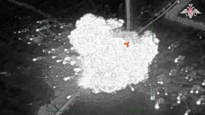 ⚡️ Кадры уничтожения пусковой установки ЗРС С-300 ВСУ в районе населённого пункта Покровск (ДНР)