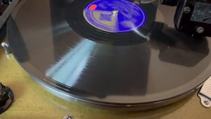 И. Штраус вальс «Мой жизненный путь - это любовь и удовольствие» 1 сторона (запись 19?? г.)