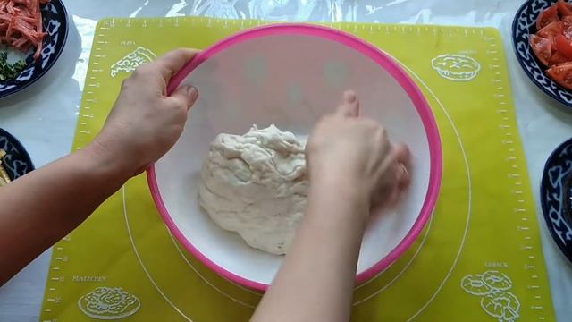 Уйде мазалы хам тойымлы пицца таярлаймыз.Домашняя пицца.#готовит Каракалпакская невестка