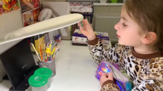 СОБИРАЮСЬ НА УРОК РИСОВАНИЯ СОБИРАЮ КРАСКИ ПЕНАЛ BACK TO SCHOOL БЭК ТУ СКУЛ КАНЦЕЛЯРИЯ ШКОЛА 2021