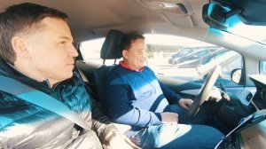 Первая в мире встреча Tesla Model 3 и Opel Ampera-e | Обзор