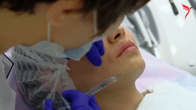 Контурная пластика губ препаратом Juvederm 3 смотреть онлайн