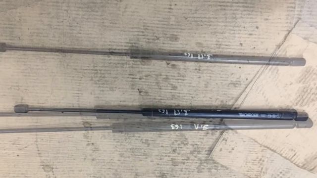 Амортизатор крышки багажника Мерседес 163 МЛ A1637400345, 1637400345 смотреть онлайн