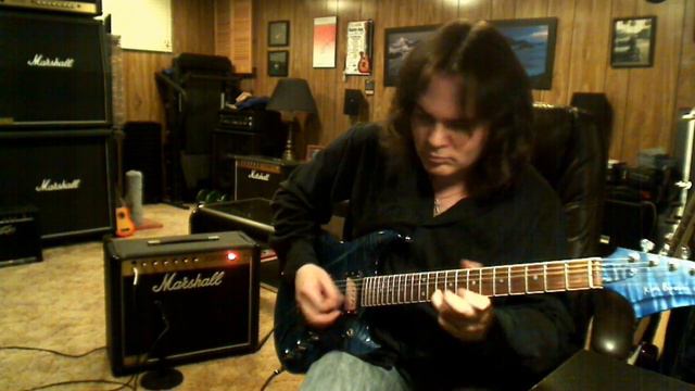 Blues through a hotrodded Marshall JCM 800 4010 Combo смотреть онлайн