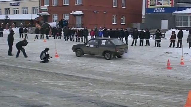 В Деревнях тоже любят погонять. Авто Слалом-дуэль. Кунашак 1 часть смотреть онлайн