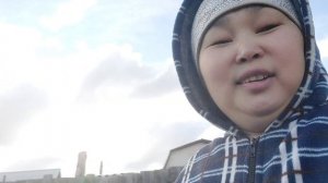 Посадка чеснока. Приехали и сразу в гости? Саженцы из Новосибирска переехали в Бурятию.