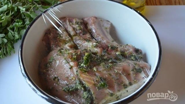 Сочный Челогач, запеченный в духовке