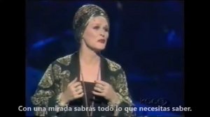 Glenn Close - With One Look (from Sunset Boulevard). Subtítulos en español.