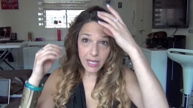 Comment Réussir son Tie and Dye...J'ai testé le Kit "Les Ombrés" de L'Oréal ! смотреть онлайн