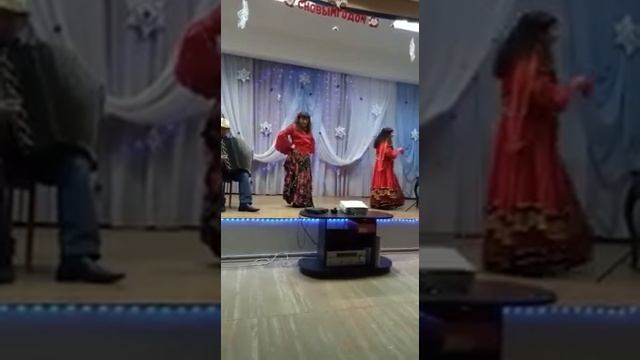 Савина-Тырзу Светлана Ант.Белая береза,цыганские песни Свердловская обл Режевской район смотреть онлайн