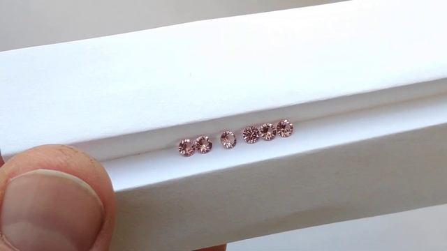 Натуральная розовая шпинель кухилал 2,9мм 6шт