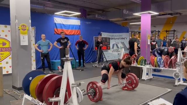 180 кг - Софья Кирюхина