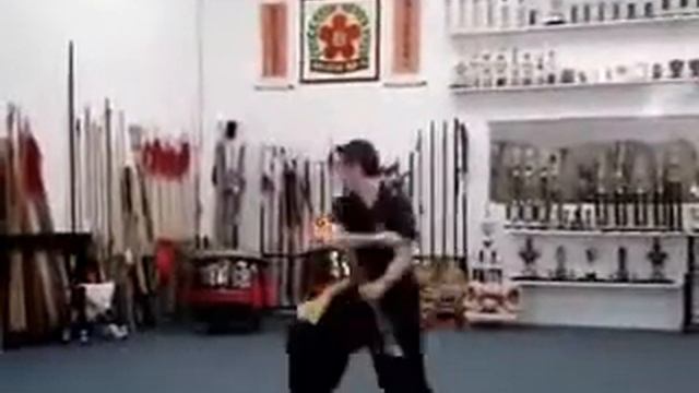 Сань Цзе Гунь - Трёхзвенная палка (18).flv