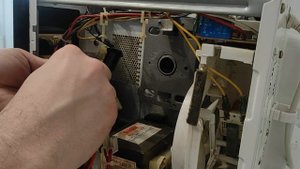 СВЧ sanyo em d9 al23 разбор и поиск причины