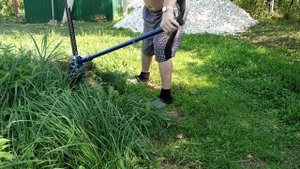 Выкорчёвываю здоровенную трубу реечным домкратом Stels 50529 Часть 4.