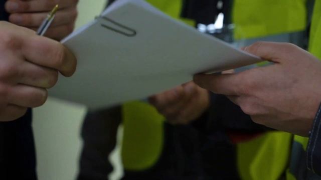 Команда топ-менеджеров "Аскона" - день работы в логистике смотреть онлайн