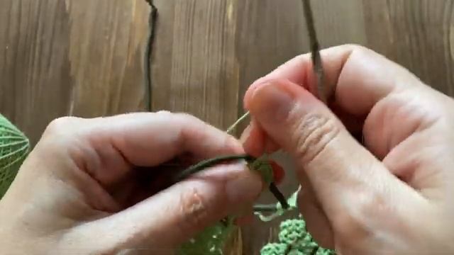 Наши МАЛЫШКИ будут самыми КРАСИВЫМИ! «Цветочный» ОБОДОК-повязка КРЮЧКОМ. смотреть онлайн