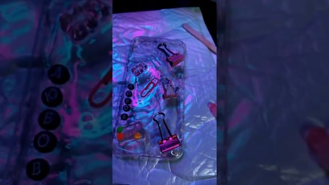 Делаю чехол из эпоксидный смолы #эпоксидная_смола смотреть онлайн