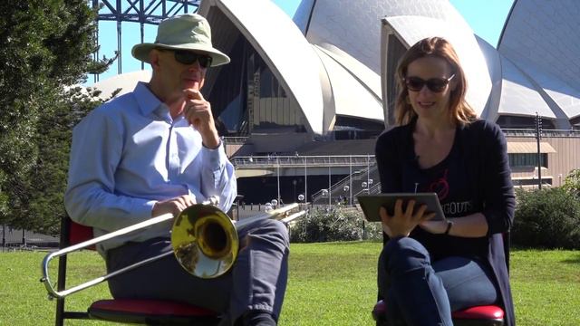 Michael Mulcahy live from Sydney on Sarah´s Horn Hangouts смотреть онлайн