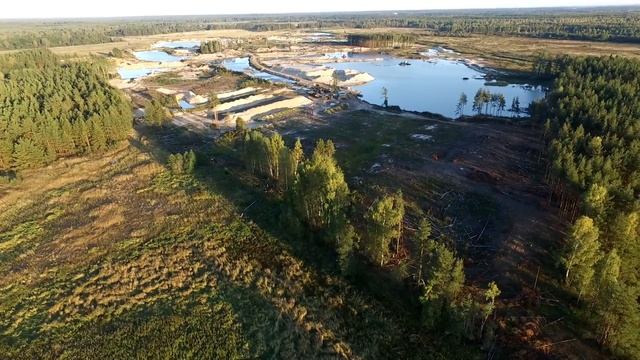 Карьеры нелегальной добычи песка у деревни Ветчи смотреть онлайн