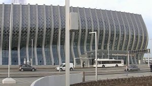 Суперсовременный и крупнейший аэропорт на юге России принял первые рейсы в Симферополе