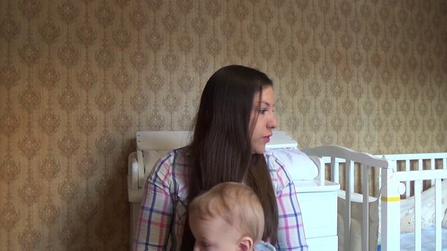 развитие ребенка 8 месяцев ❤ странно мотает головой ❤ тащит все в рот