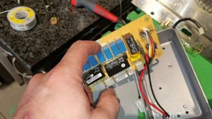 Не работают скорости в вытяжке. Ремонт платы.
