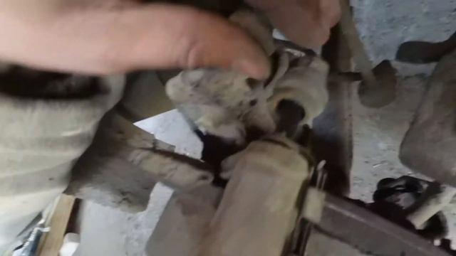 Замена задних тормозных колодок Hyundai Sonata 5 (EF) смотреть онлайн