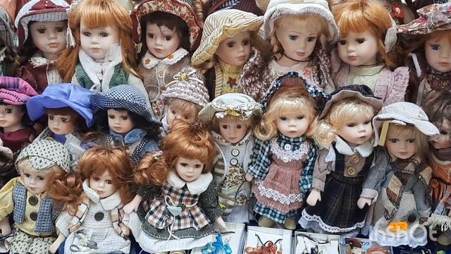 Барахолка Киев. Что продают на Андреевском спуске.