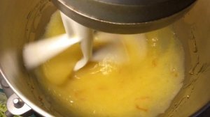 КЕКС С КАБАЧКОМ ЦУККИНИ И ОРЕХАМИ К ЧАЮ