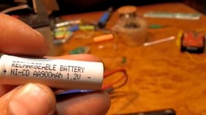 Обзор и тестирование AA 2A 900mah Ni-Cd аккумулятор 1.2 V белый