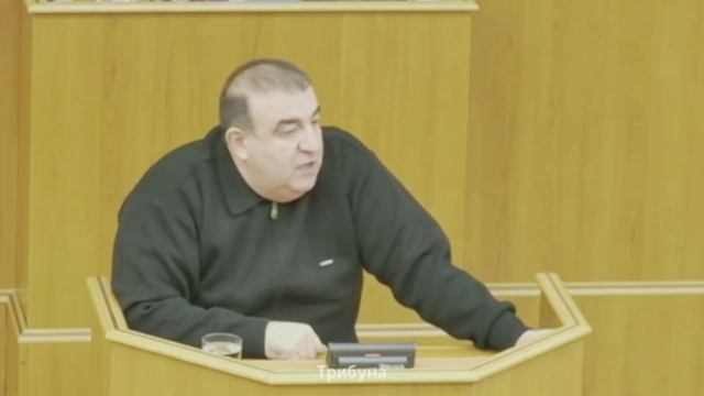 ? Губернатор решил отобрать на рождение первого ребёнка у больных беременных женщин по 100 тыс. руб смотреть онлайн