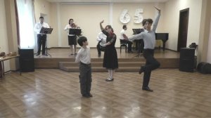 Комитас. "Алый платочек"