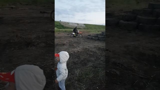 Эндуро Владивосток надеждинский район  п Новый вечерняя тренировка