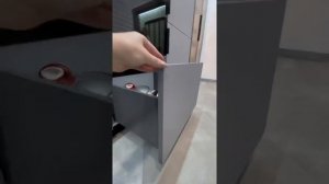 Кухня с фурнитурой Blum. Подьемники Hk-top, выдвижные ящики на системе Legrabox серый орион