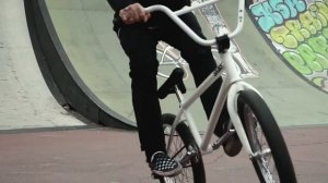 Обучение трюку Банни хоп 180 на BMX | How to do Bunny hop 180