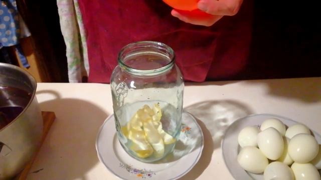 МАРИНОВАННЫЕ ЯЙЦА К ПИВУ. Необычное применение обычных яиц. Удиви своих близких!
