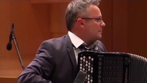 A. Piazzolla - Oblivion (исп. С. Войтенко и Самарский симфонический оркестр)